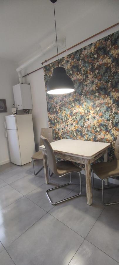 Liberation!! Appartement Olsztyn  Buitenkant foto